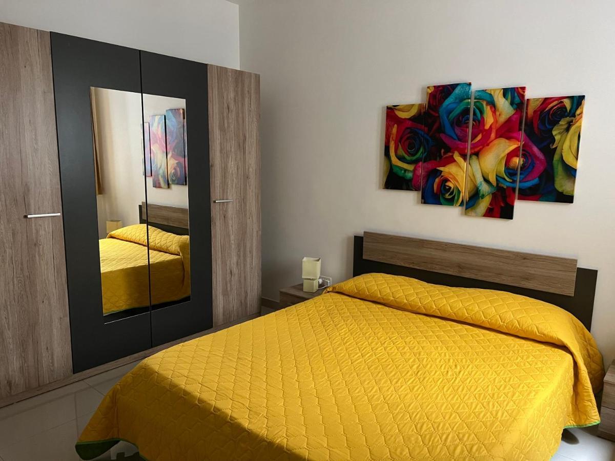Claire'S Court Apartamento Marsaxlokk Exterior foto